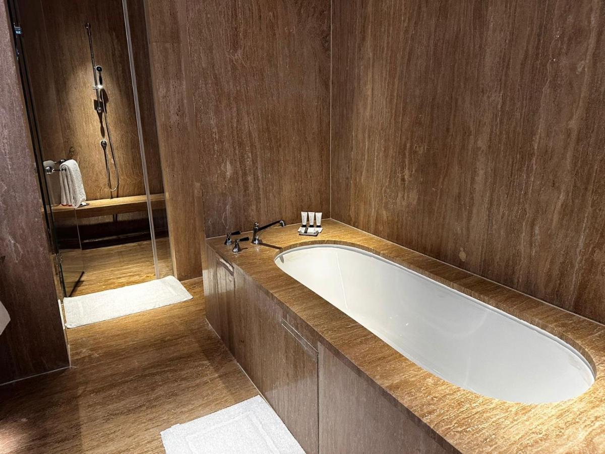 Hotel Grand Hyatt Gurgaon Zewnętrze zdjęcie